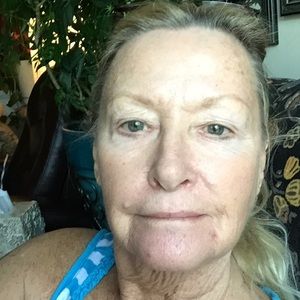 Meet your Posher, Evelyn